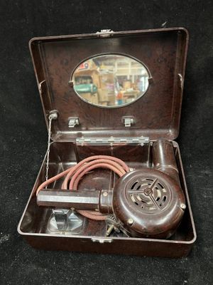 Sèche-cheveux en Bakélite marron dans sa valise ave… - Photo 1