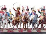 de nombreuses figurines de soldats à cheval