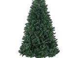 un sapin de Noël vert posé sur un support, devant un fond blanc