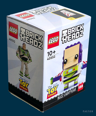 boîte Lego contenant une figurine de Buzz l'Éclair tirée du film Toy Story
