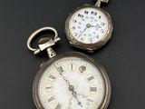 deux montres de poche en argent ornées de chiffres romains