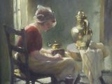 tableau représentant une femme assise sur une chaise devant une lampe