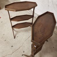 Deux tables de salon en acajou et filets de laiton de modèle… (photo 2)