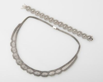 necklace and bracelet set with silver chain and silver beads