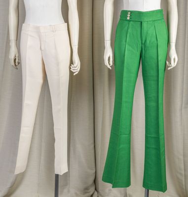 GUCCI Lot de deux pantalons, l'un cigarette ivoire, l'autre … - Photo 1