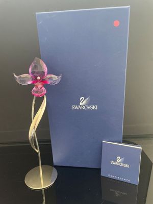 Fleur en cristal Swarovski avec coffret cadeau