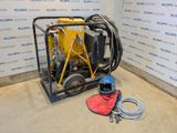 l'image d'une machine installée dans une pièce