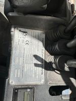 1 chariot élévateur TONERO 25 TOYOTA