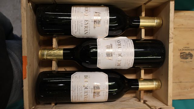 3 bouteilles de Moulis, Château Bouqueyran de 2003, bordeaux roug...