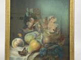 tableau représentant une nature morte composée de fruits et de fleurs, dans un cadre doré