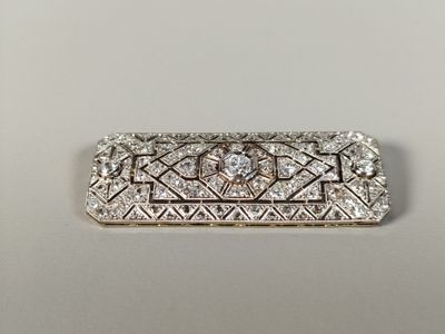 broche en diamant art déco