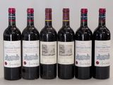 six bouteilles de vin sont alignées sur une table
