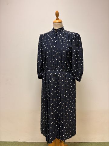 BLEU MARINE DESYGN Paris - Une robe bleue Marine à pois (Nombreus...