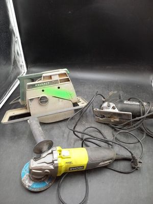 Meuleuse filaire RYOBI modèle RAG800-125 + scie-circulaire f… - Photo 1