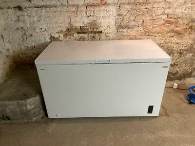 Lot de restauration (à la cave) : - Photo 1