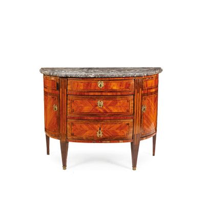 Commode Demi-Lune PlaquÉE DE Divers Bois, France, Fin DU Xvi…