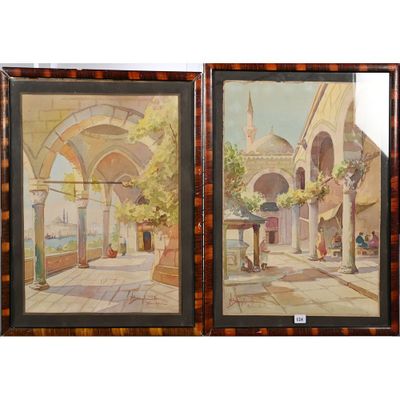 deux tableaux encadrés représentant une cour avec une fontaine et un bâtiment