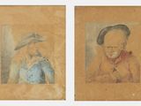 quatre tableaux représentant des femmes portant des chapeaux et des robes sont exposés en rangée