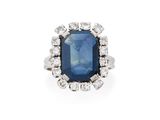 une bague en saphir et diamant