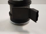 a cup that has a lid on top of it