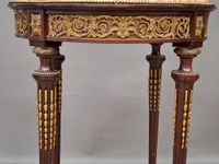 Sellette ou guéridon en acajou et placage d'acajou à décor d… (photo 5)
