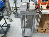 l'image d'une usine avec de nombreuses machines
