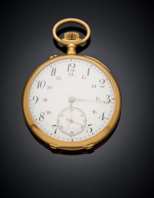 une montre de poche antique sur une surface noire avec un fond noir