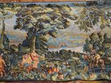 une tapisserie représentant un homme à cheval