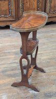 Table volante type "rognon" en bois de placage, avec tablett… (photo 3)