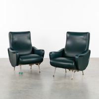 Une paire de fauteuils ou chaises longues « Lady Chair », da… (photo 2)