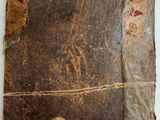 un bout de papier qui a été laissé sur la table