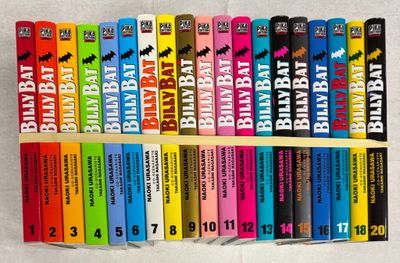 un grand nombre de livres alignés sur une étagère