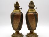 deux vases superposés