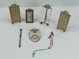 a lot of items that are sitting on a table