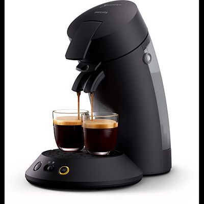 une image représentant une cafetière noire avec deux tasses de café
