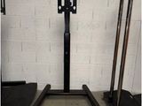 a picture of a pair of heavy duty stands in a garage