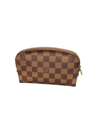 LOUIS VUITTON - POCHETTE modèle "Cosmetic pouch" en toile da…