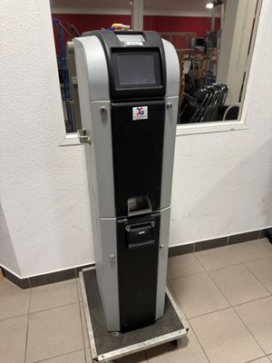 a machine that is sitting in the middle of a room