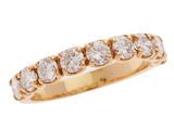 une bague en or jaune 18 carats sertie de diamants