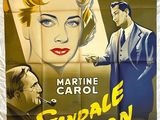 une vieille affiche de cinéma représentant un homme en train de fumer une cigarette à côté d'une femme qui a une cigarette à la bouche