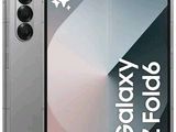un gros plan sur l'arrière d'un téléphone pliable de la marque Galaxy