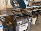 a machine that is sitting in a garage