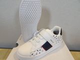 tommy hilfiger white leather sneaker with navy and red stripes