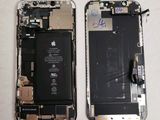 an image of a picture of a cell phone with a broken battery