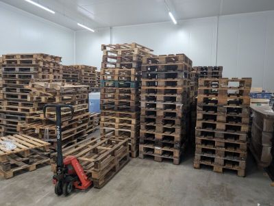 Important lot de palettes Vente sur désignation - se trouve … - Photo 1