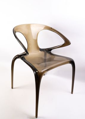 ROCHE BOBOIS, 10 fauteuils AVA en polycabonate fumé, H : 80 …