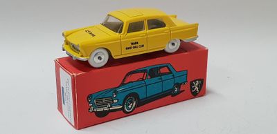 QUIRALU (édition de 2017) Peugeot 404 berline vitrée JAUNE D…