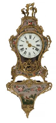 212 Cartel et son cul de lampe à décor peint de branchages f…