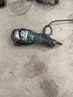 Petite disqueuse MAKITA 9565 CR - Photo 1