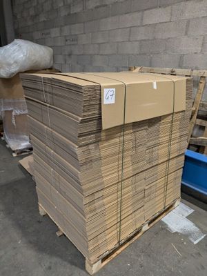 Lot composé de 6 palettes de cartons, certaines incomplètes - Photo 1